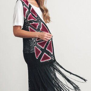 UMGEE Women's Black Burgundy Faux Suede Patch Crochet Fringe Sweater Vest XL
